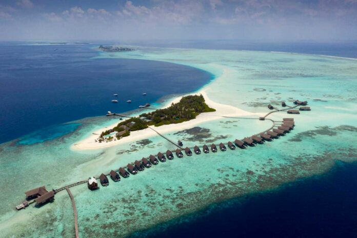 Beaches in Maldives by CB