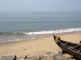 Vypin Beach Vypin beach in kochi