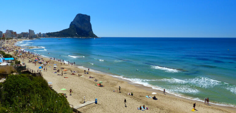 Playa Arenal-Bol Beach in Calpe