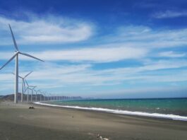 Playa de Bangui Beach by CB