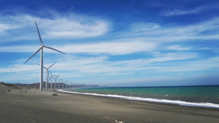 Playa de Bangui Beach by CB