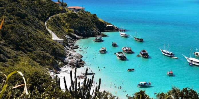 Pontal do Atalaia Beach by CB