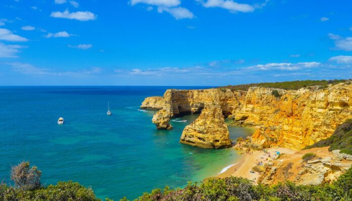 Praia da Marinha, Algarve