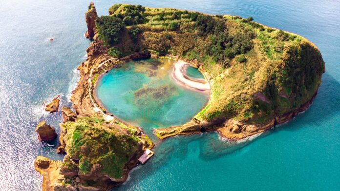 Vila Franca Islet