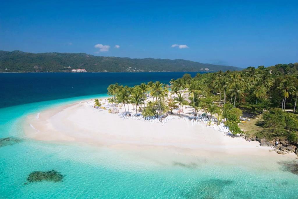 Playa Playita Beach in Dominican Republic 