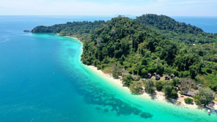 Ko Kradan in Thailand by CB Ko Kradan in Thailand by CB