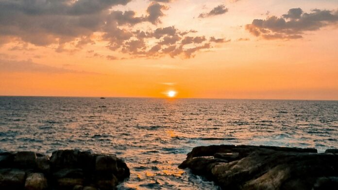 Compare sunrise and sunset beaches in India.