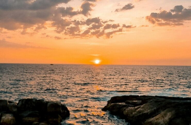 Compare sunrise and sunset beaches in India.