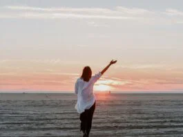 Beach Safety Tips For Women Travellers